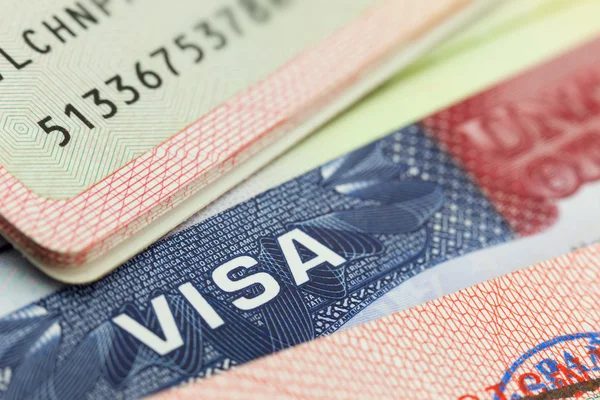 Working Abroad: A Guide to Visas and Work Permits for Watersports Instructors
